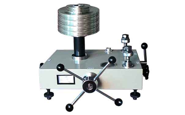 YS活塞壓力計(jì)